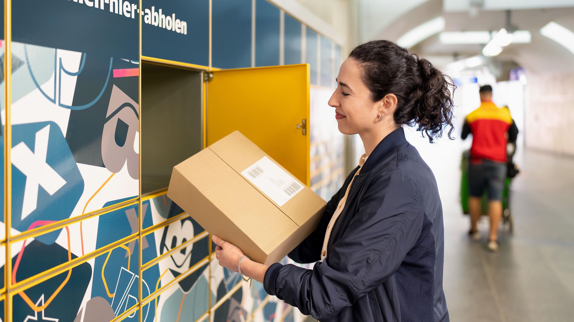 Anbieteroffene Paketstation direkt am Bahnhof 