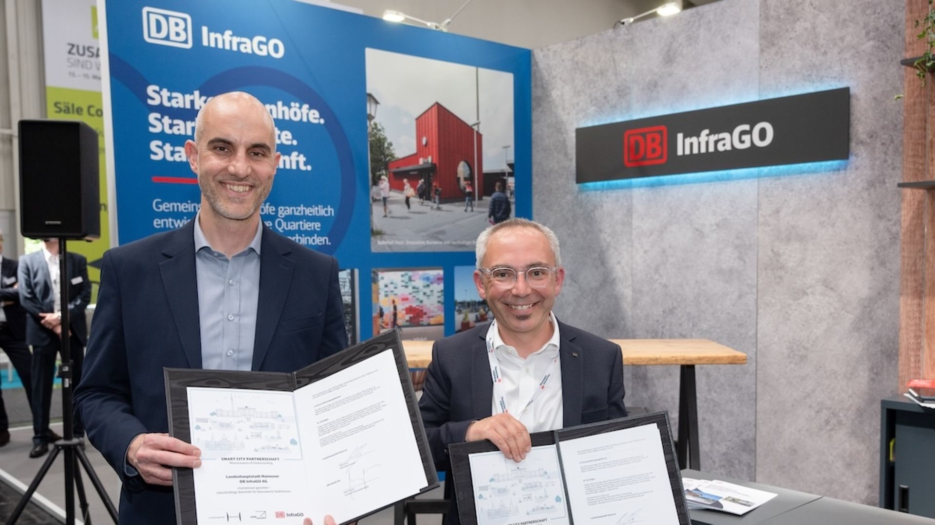 Unterzeichnung des Memorandum of Understanding (MoU) zwischen der Landeshauptstadt Hannover und der DB InfraGO AG