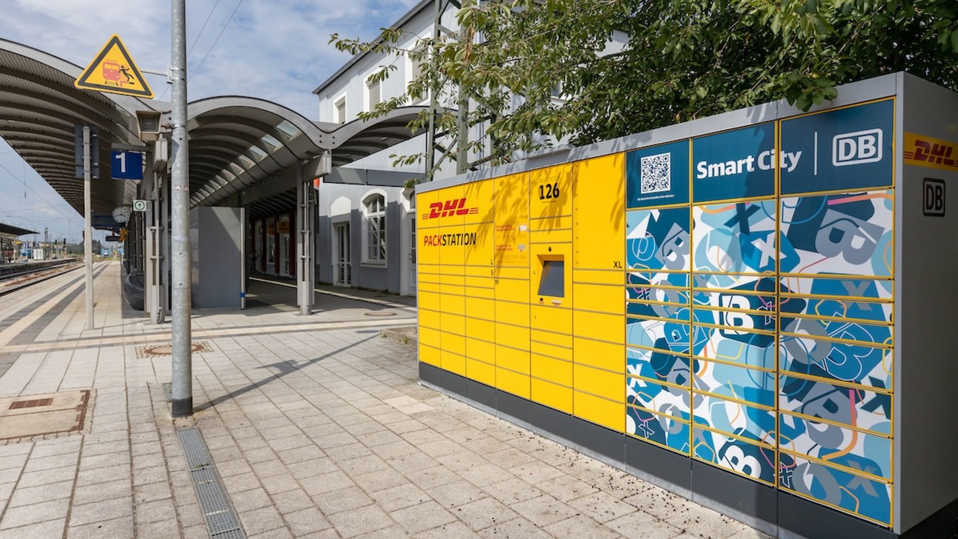 Offene Paketstation am Bahnhof Treuchtlingen