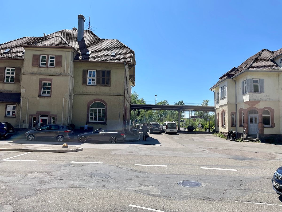 Bahnhofsvorplatz in Freudenstadt